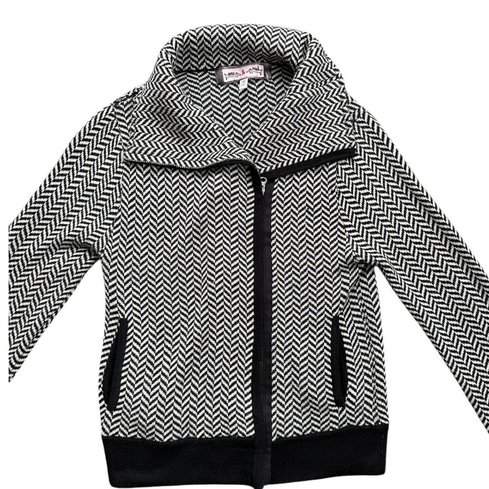 Oona & Maud Anthropologie Up Cardigan Wmn M Black White Herringbone Chevron knit